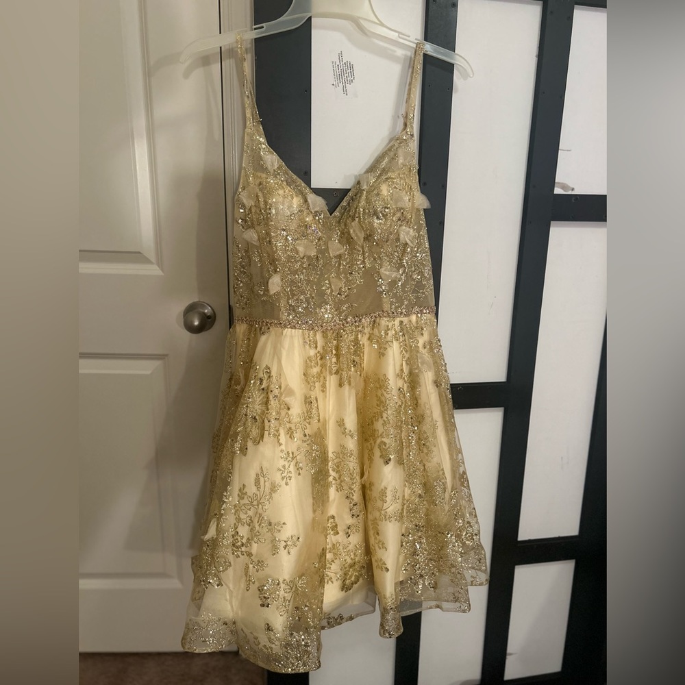 Cute champagne prom dress